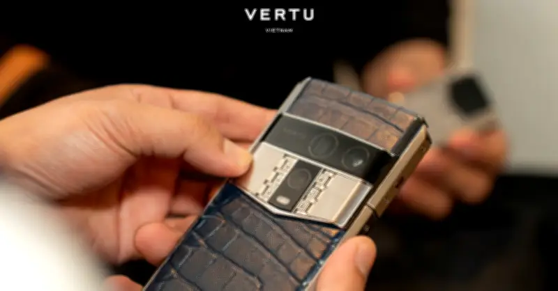 Cảnh báo rủi ro từ điện thoại Vertu xách tay giá rẻ trên thị trường