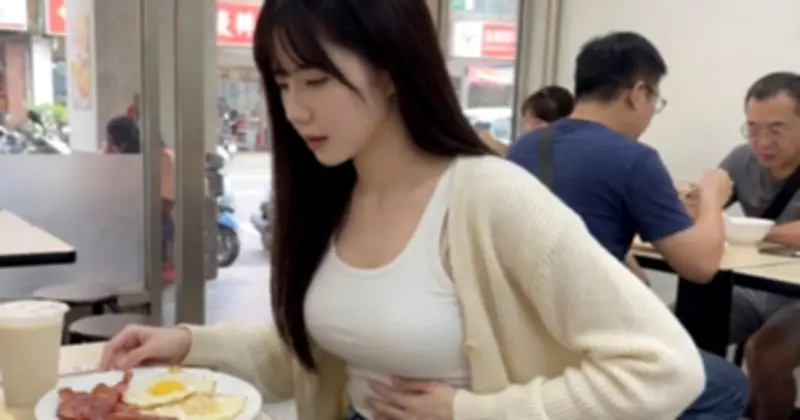 Cảnh báo từ chuyên gia: Bữa sáng với thịt chế biến sẵn làm tăng nguy cơ ung thư đại trực tràng