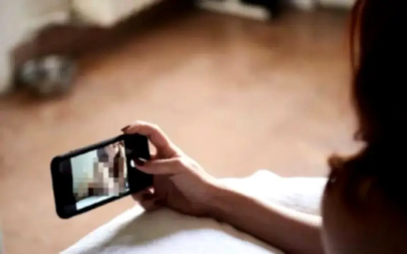 Cảnh báo từ Công an Hà Nội: Nguy cơ 'chat sex' và tống tiền trên mạng xã hội