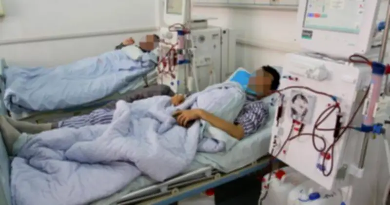 Cảnh báo từ Trung Quốc: Thói quen ăn uống và sinh hoạt không lành mạnh dẫn đến urê huyết ở người trẻ