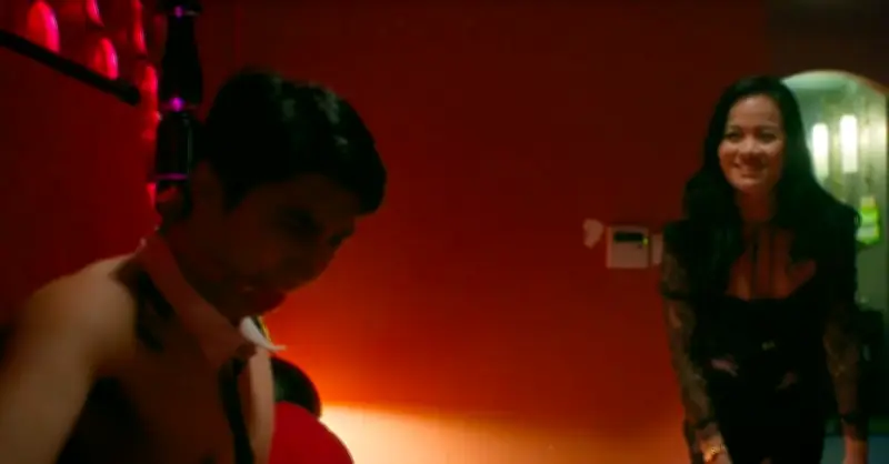 Cảnh giường chiếu phản cảm trong phim 'Giờ Vàng' VTV bị khán giả phản ứng