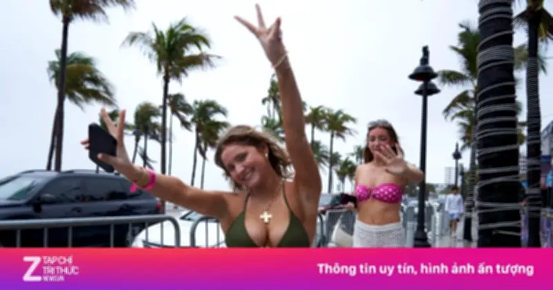 Cảnh sát Mỹ trấn áp tiệc tùng thác loạn của sinh viên trong kỳ nghỉ xuân