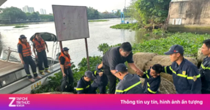 Cảnh sát PCCC TP.HCM giải cứu thành công thanh niên nhảy cầu Phú Long xuống sông Sài Gòn