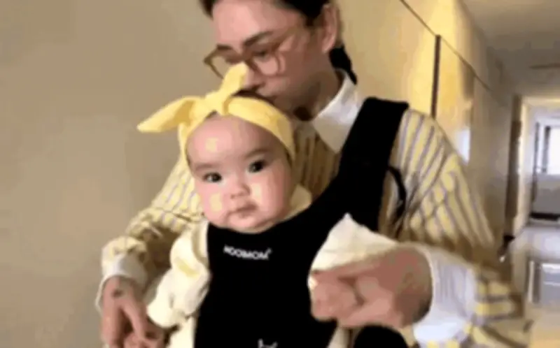 Con gái Ngô Thanh Vân biểu cảm ngộ nghĩnh gây sốt mạng xã hội