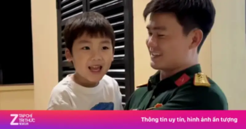Con trai Hòa Minzy thân thiết với Đại úy Thắng Văn Cường trong hậu trường