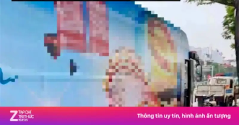 CSGT Hà Nội Xử Phạt Tài Xế Xe Khách Dán Quảng Cáo Phủ Kín Thân Xe