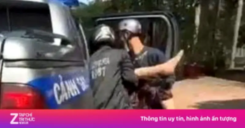 CSGT Đồng Nai kịp thời cứu cụ bà bất tỉnh giữa đường trong tình trạng nguy kịch