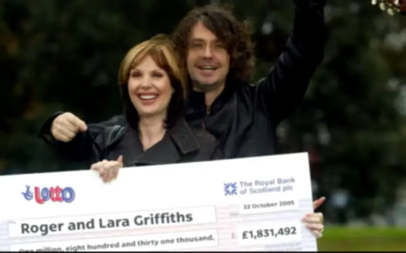 Câu Chuyện Bi Kịch: Cặp Vợ Chồng Trúng Số Mất Tất Cả Sau 6 Năm Xa Hoa