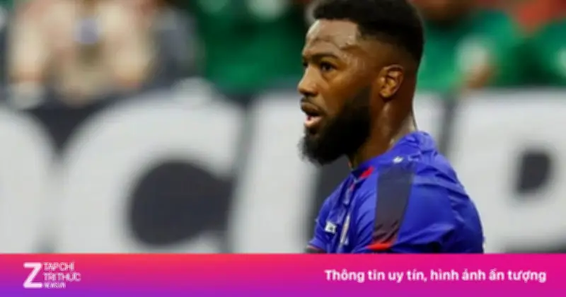 Cựu cầu thủ Wolves kể lại hành trình kinh hoàng thoát khỏi Iran giữa xung đột