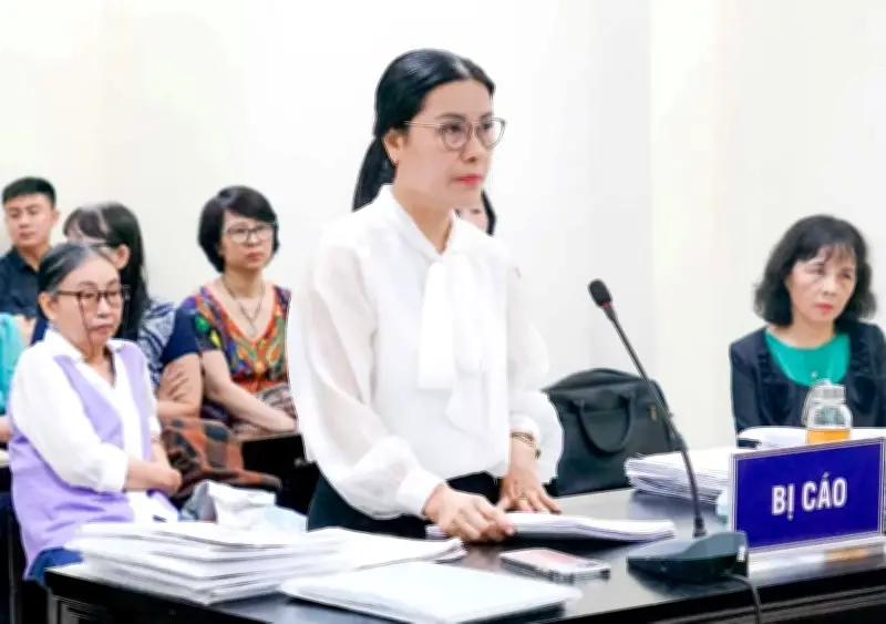 Cựu Hiệu Trưởng Trường THCS Ba Đình Hầu Tòa Vì Tội Thu Sai Tiền Dạy Thêm