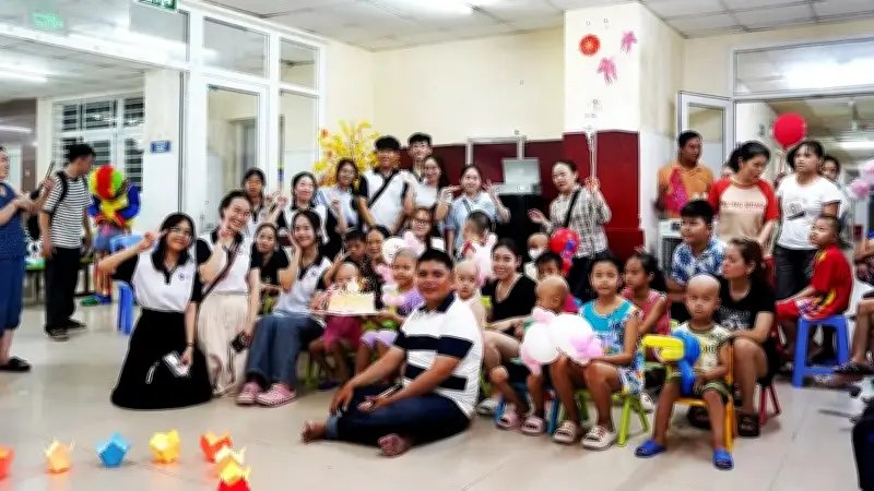 Câu lạc bộ Nhịp đập yêu thương: Một thập kỷ san sẻ gánh nặng với bệnh nhân ung thư