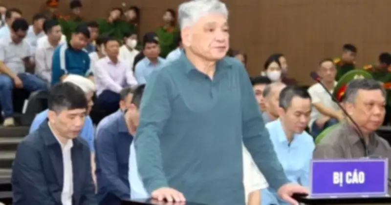 Cựu Quyền Cục trưởng thừa nhận nhận hối lộ 13 tỷ đồng, 'không còn gì để thanh minh'