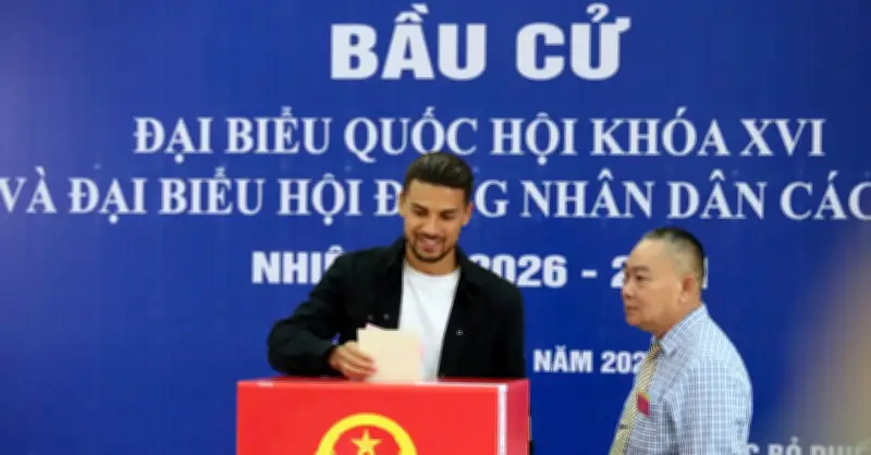 Cầu thủ nhập tịch và Thể Công Viettel nhiệt huyết thực hiện nghĩa vụ bầu cử