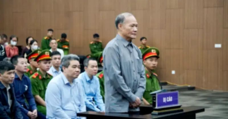 Cựu Thứ trưởng Hoàng Văn Thắng khai nhận 200.000 USD hối lộ tại phiên tòa xét xử vụ án Công ty Hoàng Dân