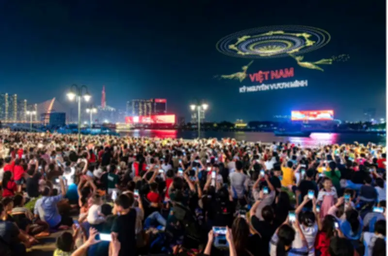 Cuộc thi ảnh 'Việt Nam trên hành trình đổi mới' ghi dấu ấn thời đại