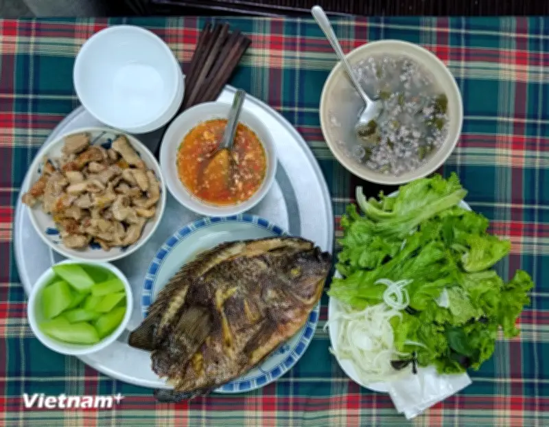 Cuộc thi viết 'Bữa cơm gia đình ấm áp yêu thương' thu hút cộng đồng