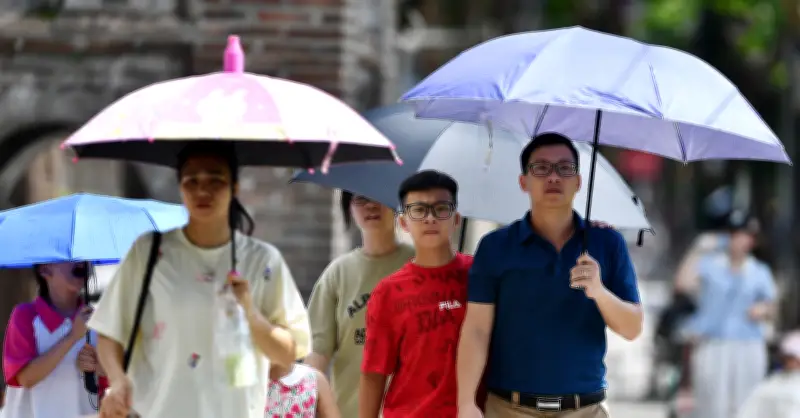 Dự báo thời tiết 30/3: Miền Bắc còn mưa giông trước khi nắng nóng đầu mùa