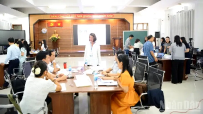 Dự án Úc hỗ trợ cải cách giáo dục Việt Nam qua phương pháp dạy học qua trò chơi