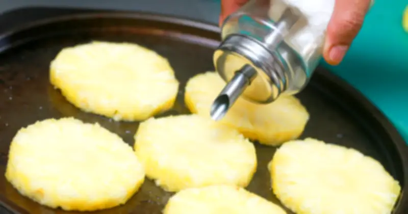 Dứa đứng đầu danh sách 15 loại rau quả 'sạch' nhất năm 2025 theo báo cáo Mỹ