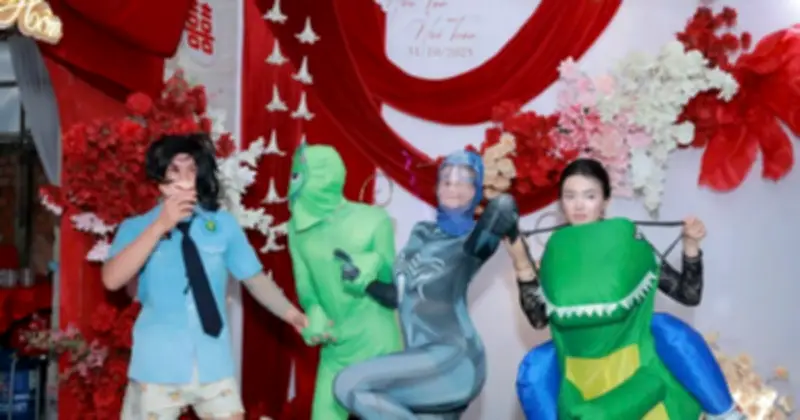 Dịch vụ 'quẩy đám cưới' gây sốt: Mang tiếng cười nghiêng ngả đến tiệc cưới