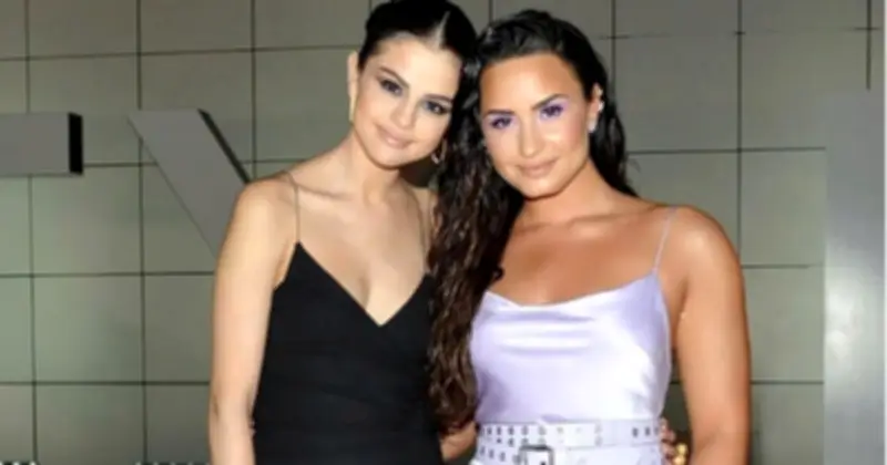 Demi Lovato Bày Tỏ Tình Bạn 20 Năm Với Selena Gomez: Từ Barney & Friends Đến Disney Channel