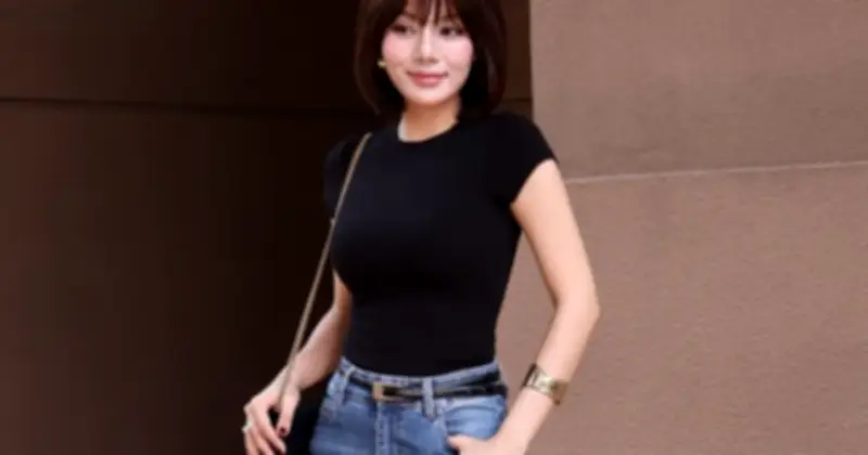 Denim và Kaki: Bộ Đôi Chất Liệu Vượt Thời Gian Trong Tủ Đồ Thời Trang