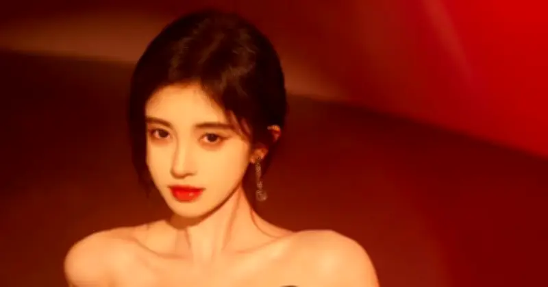 Diễn viên Cúc Tịnh Y bị đòi bồi thường hơn 1.000 tỷ đồng vì vi phạm hợp đồng