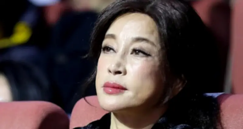 Diễn viên Lưu Hiểu Khánh bị tố xây biệt thự trái phép, chậm tháo dỡ