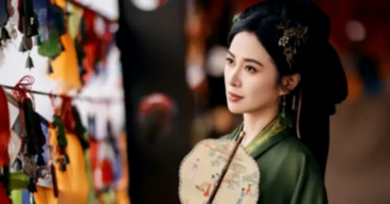 Diệp Tuyền gây tranh cãi khi đóng phim ngắn chiếu mạng ở tuổi 46