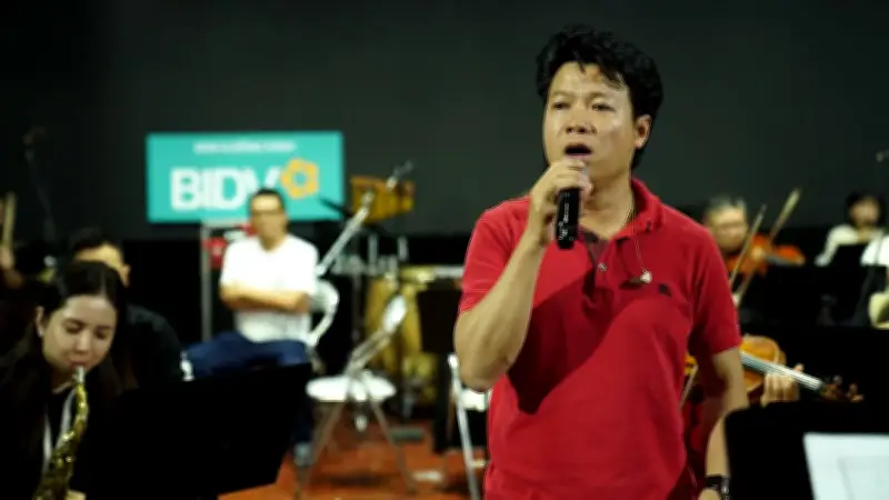 Dàn nhạc Giao hưởng Quân đội và Vũ Thắng Lợi chuẩn bị cho liveshow 'Mùa chim én bay'