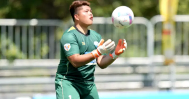 Dương Phú Mạnh: Thủ môn 'mũm mĩm' làm nên lịch sử tại TNSV THACO cup 2026
