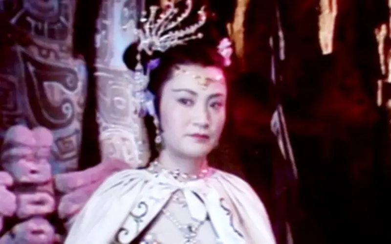 Dương Xuân Hà: Huyền thoại Bạch Cốt Tinh và cuộc sống bí ẩn sau màn ảnh