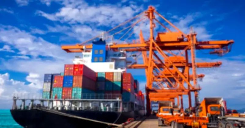 Doanh nghiệp Việt đối mặt khó khăn kép từ chiến sự Trung Đông và giá cước vận tải tăng