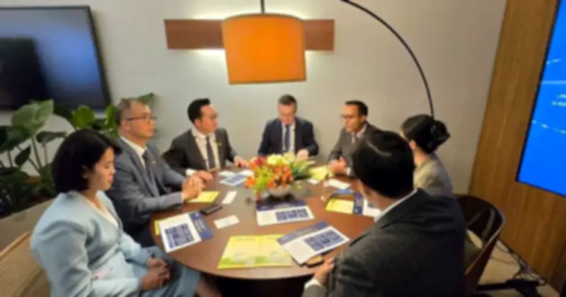 Doanh nghiệp Việt vượt rào cản thuế quan, Nam A Bank mở rộng hợp tác quốc tế