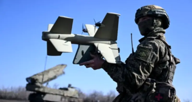 Drone Yolka Nga: 'Sát thủ drone' AI với khả năng kháng nhiễu tuyệt đối