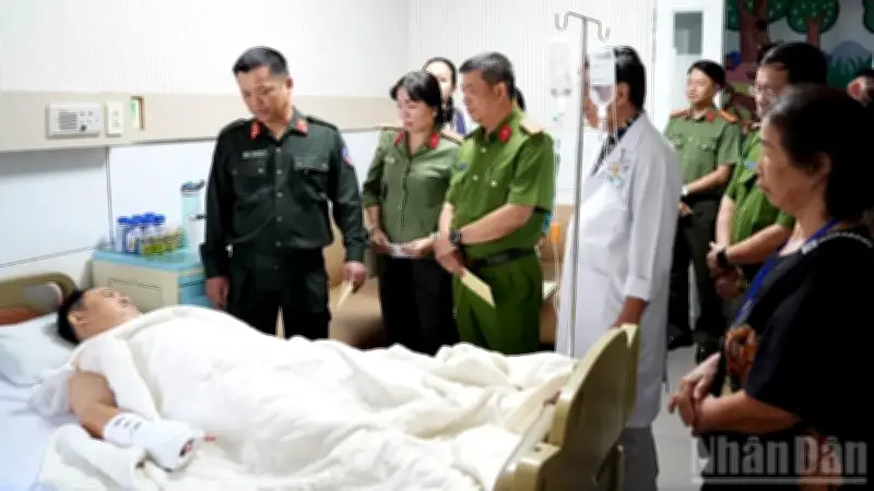 Du khách Anh tấn công cảnh sát Lâm Đồng: Bị bắt sau khi lẩn trốn hơn 70km