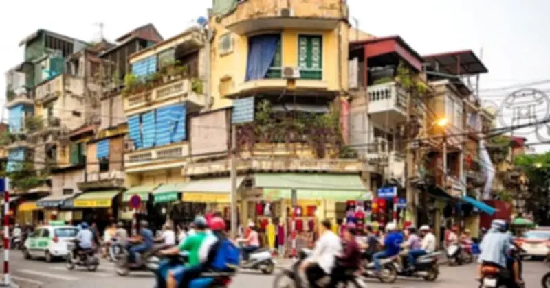 Du khách Anh trải nghiệm Hà Nội với 24 bảng Anh: Thành phố giá cả hợp lý nhất thế giới