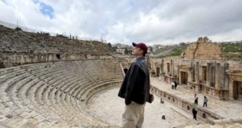 Du khách Việt lo lắng khi bay qua Trung Đông giữa căng thẳng Iran - Israel