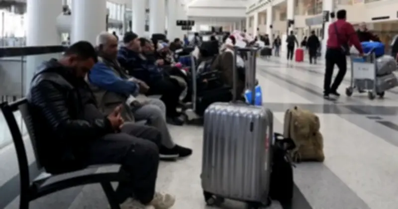 Dubai Khẩn Cấp Yêu Cầu Khách Sạn Hỗ Trợ Du Khách Mắc Kẹt Do Đóng Cửa Không Phận