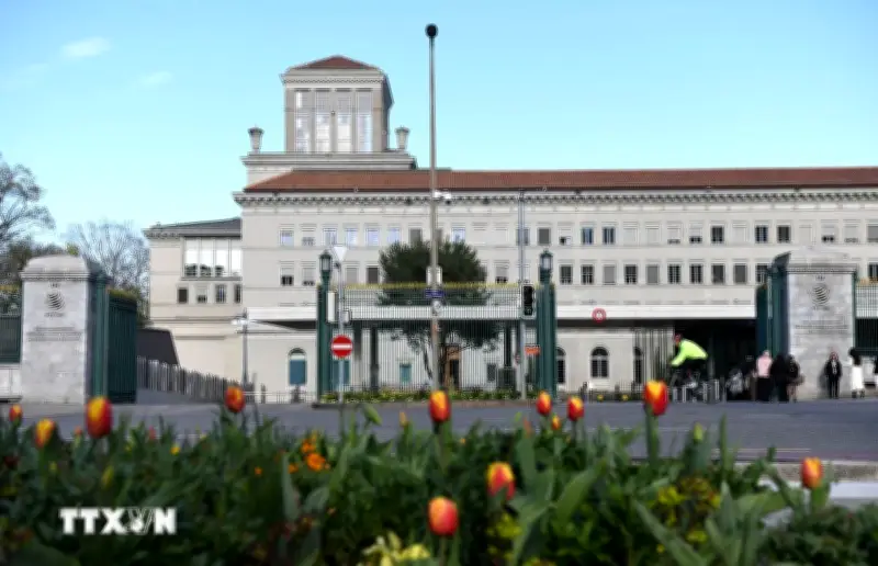 EIB và WTO ký thỏa thuận đầu tiên thúc đẩy thương mại và đầu tư toàn cầu