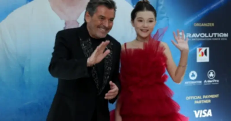 Emily Wagner: Tài năng nhí đa năng với bốn ngôn ngữ và ước mơ nghệ thuật