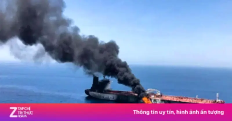 Eo Biển Hormuz Căng Thẳng: Tàu Dầu Bị Tấn Công, Hàng Trăm Tàu Phải Neo Đậu