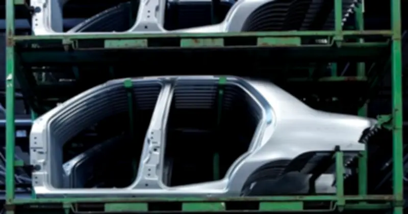 Eo Biển Hormuz: Điểm Nghẽn Làm Tê Liệt Ngành Xe Điện Toàn Cầu