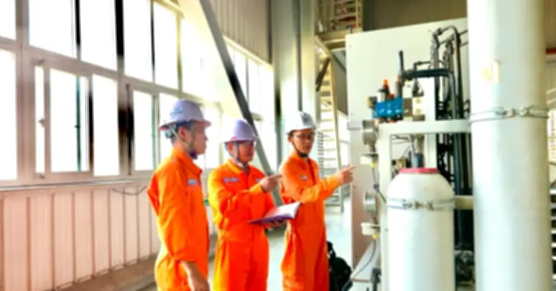 EPS triển khai bảo dưỡng định kỳ và ứng dụng công nghệ cao tại các nhà máy điện