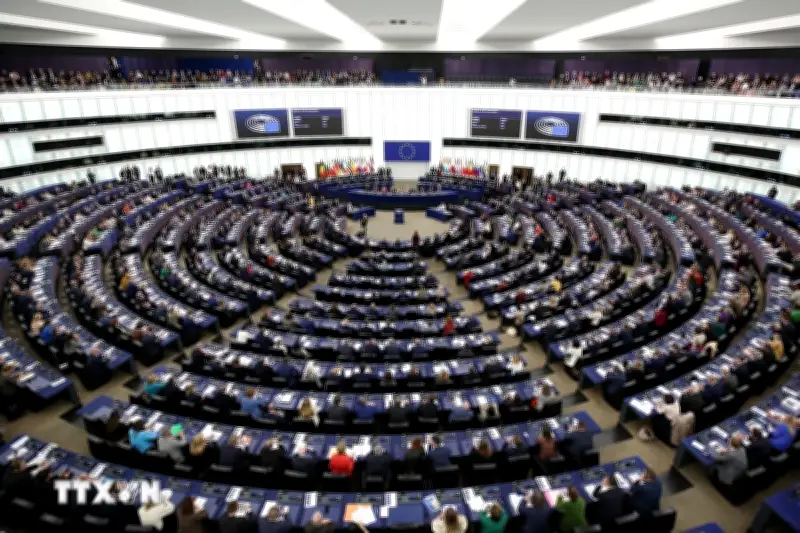 EU sẵn sàng bảo vệ lợi ích khối trước cảnh báo từ Mỹ về Tây Ban Nha