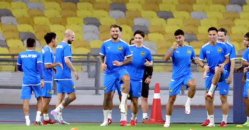 FIFA theo dõi 6 môi giới bóng đá, vụ nhập tịch Malaysia tiếp tục nóng