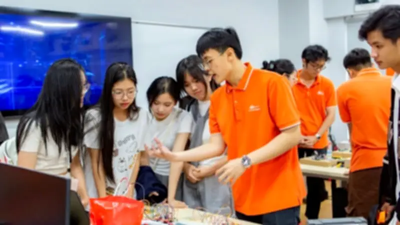 FPT University Mở Rộng Cơ Hội Học Tập Cho Học Sinh Vùng Khó Khăn