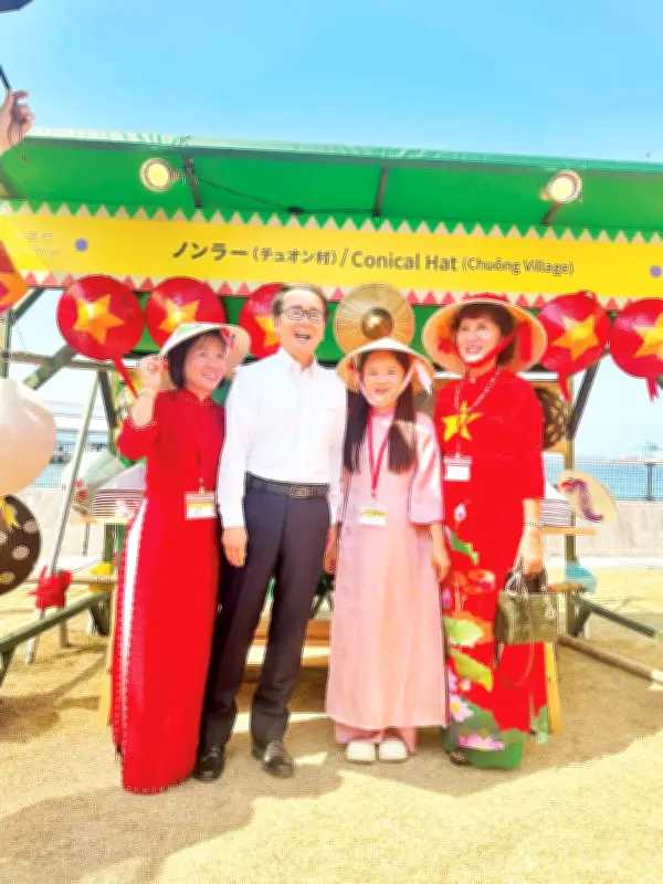 Gen Z Làng Chuông Đưa Nón Lá Vươn Ra Thế Giới Bằng Sáng Tạo Và Công Nghệ Số