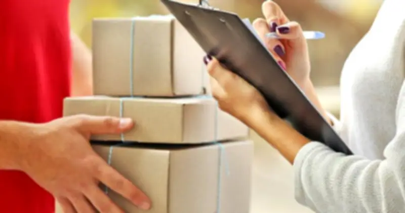 GHTK, Viettel Post và Bưu điện Việt Nam áp dụng phụ phí xăng dầu từ tháng 3/2026