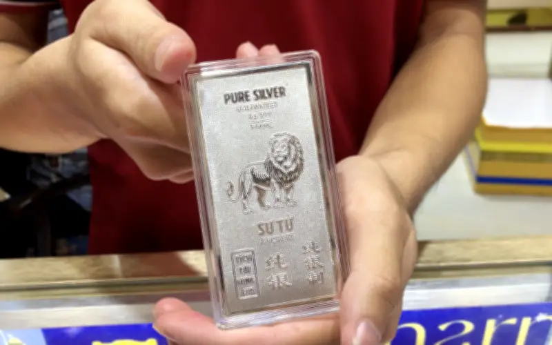 Giá Bạc Hôm Nay 5/3: Thị Trường Lao Dốc, Có Nơi Giảm Tới 3 Triệu Đồng/kg